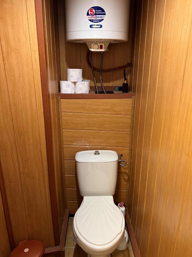 Cosy Central Apartment Varna Bagian luar foto